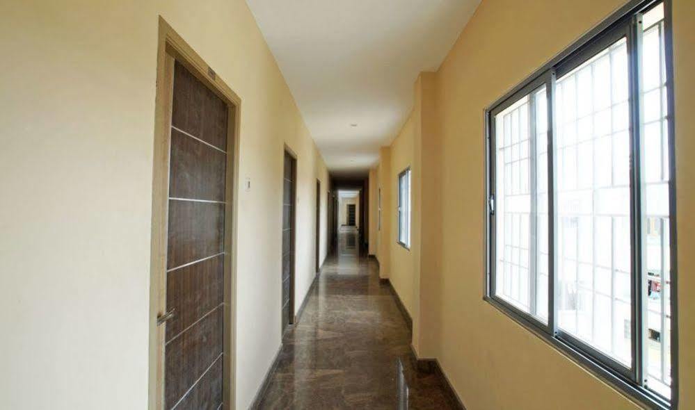 Lodge O Raaj Residency *